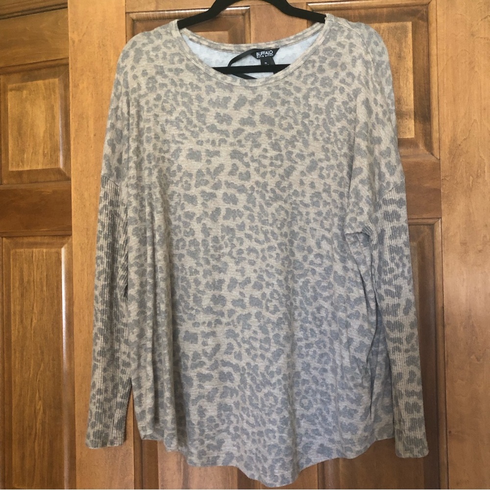 Women’s XL Sweater